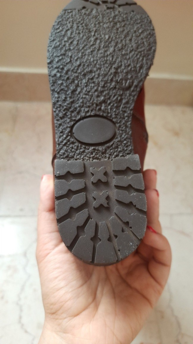 بوت چرم طبیعی 